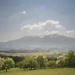 In In Der Naehe Des Skigebiets Petzen * Bleiburg